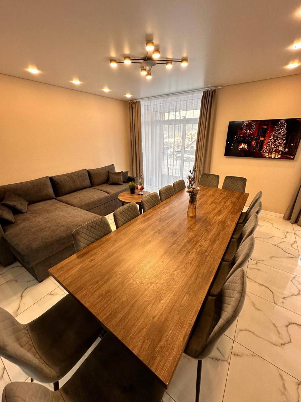 팔리아니츠야 Park House 아파트 외부 사진
